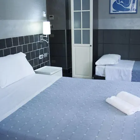 Bubbles Hotel